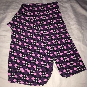 LLR EUC purple, black, pink diamond TC leggings